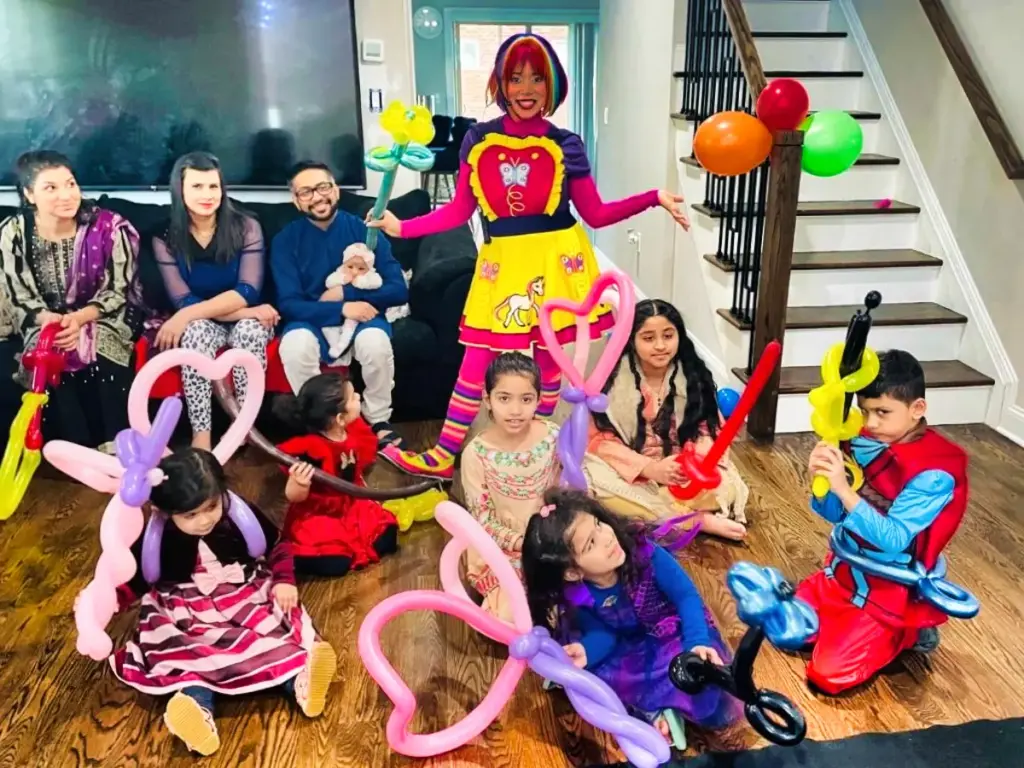 Johie the Clown bei einer Kindergeburtstagsfeier in New Jersey – Fallstudie über mehr Buchungen durch eine optimierte Website